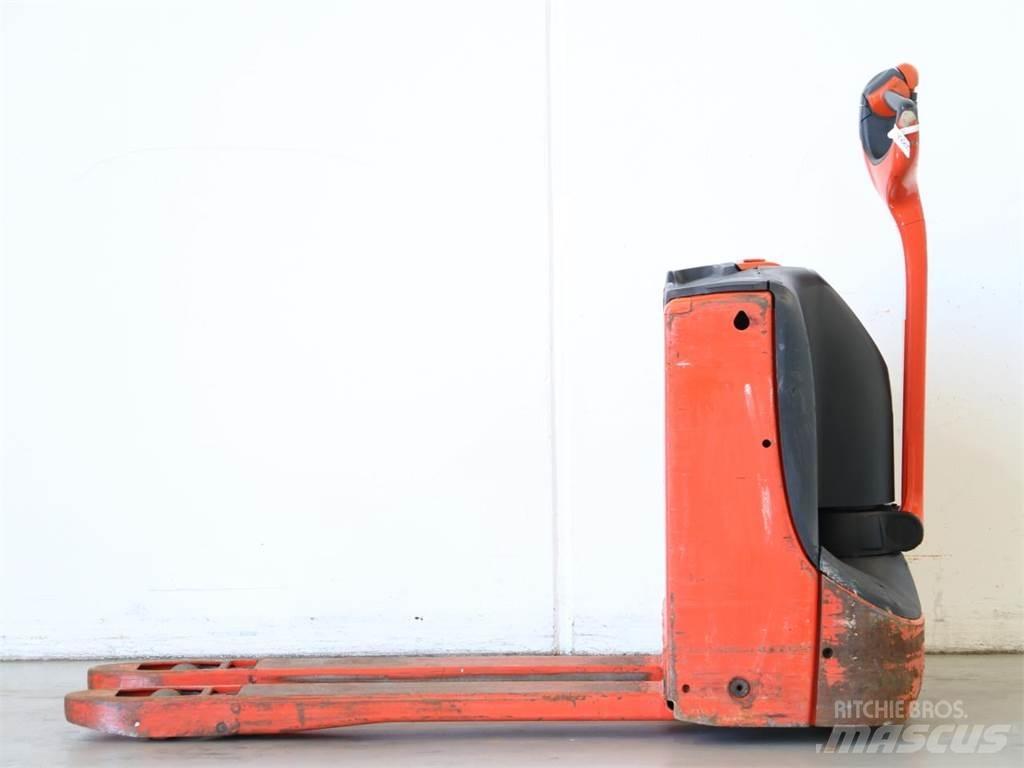 Linde T16/1152 Stapelaar meeloop