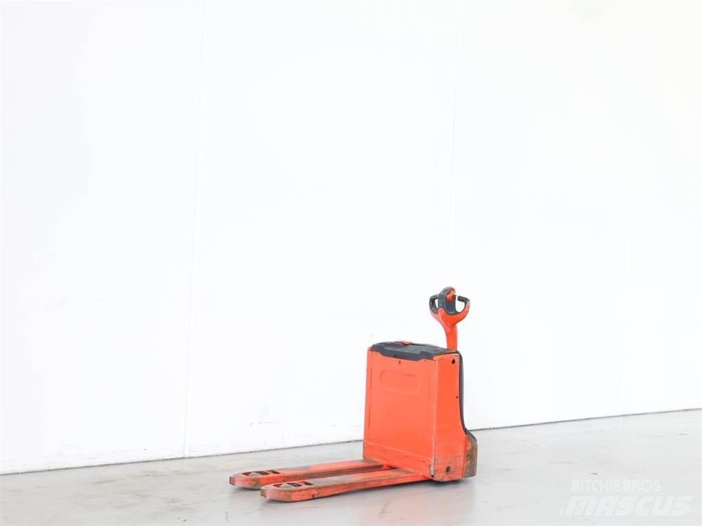 Linde T16/1152 Stapelaar meeloop