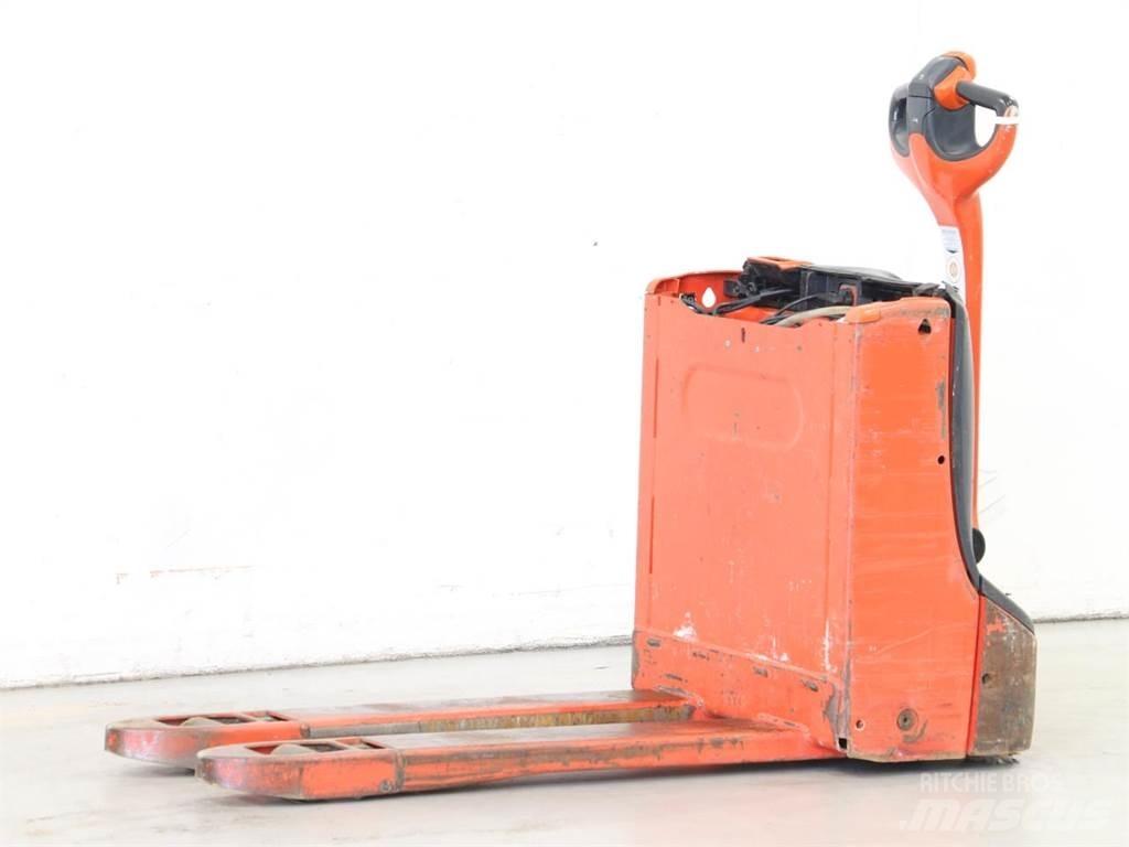 Linde T16/1152 Stapelaar meeloop