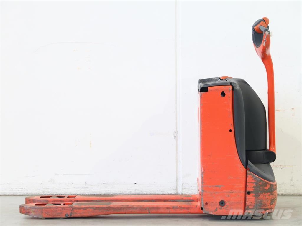 Linde T16/1152 Stapelaar meeloop