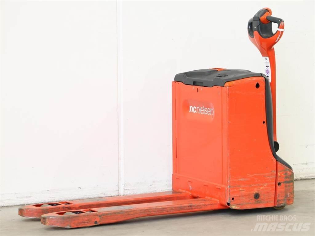 Linde T16/1152 Stapelaar meeloop