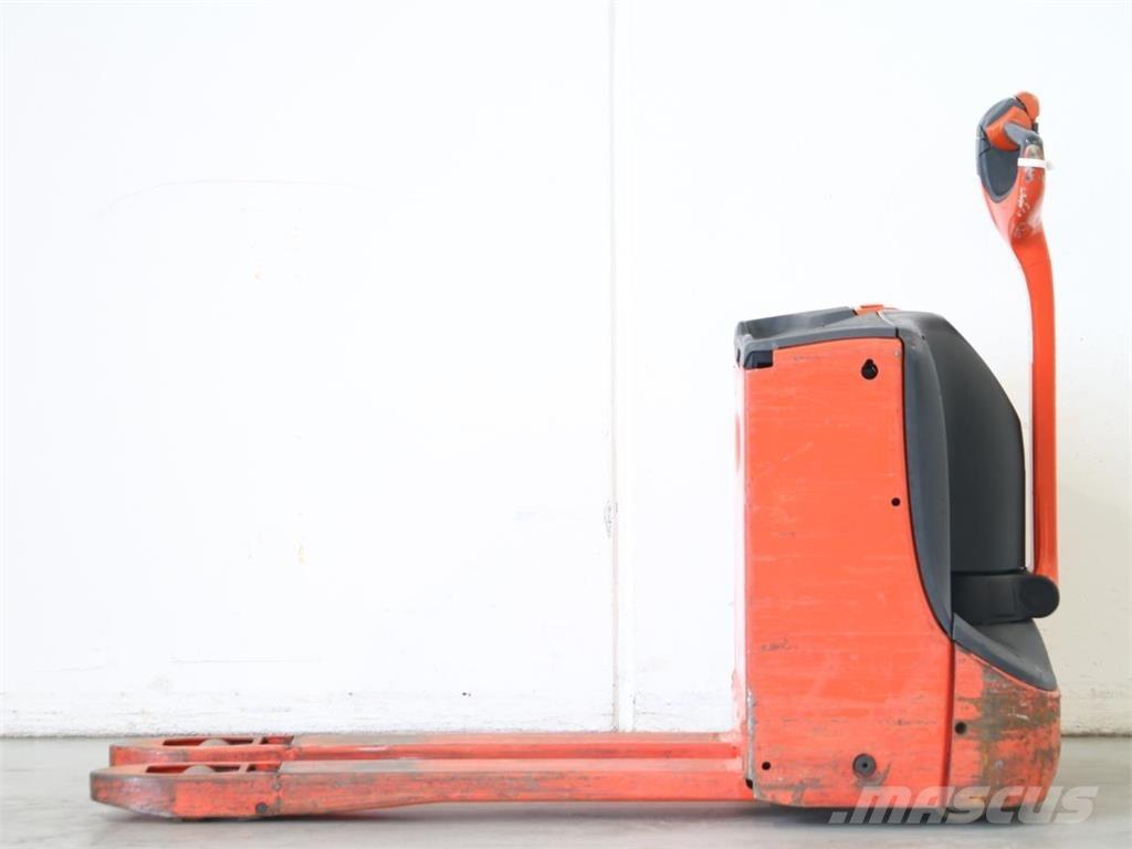 Linde T16/1152 Stapelaar meeloop