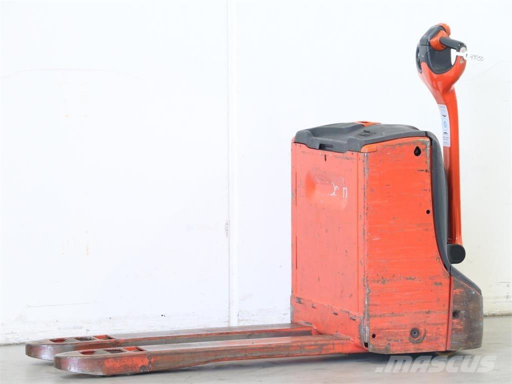Linde T16/1152 Stapelaar meeloop