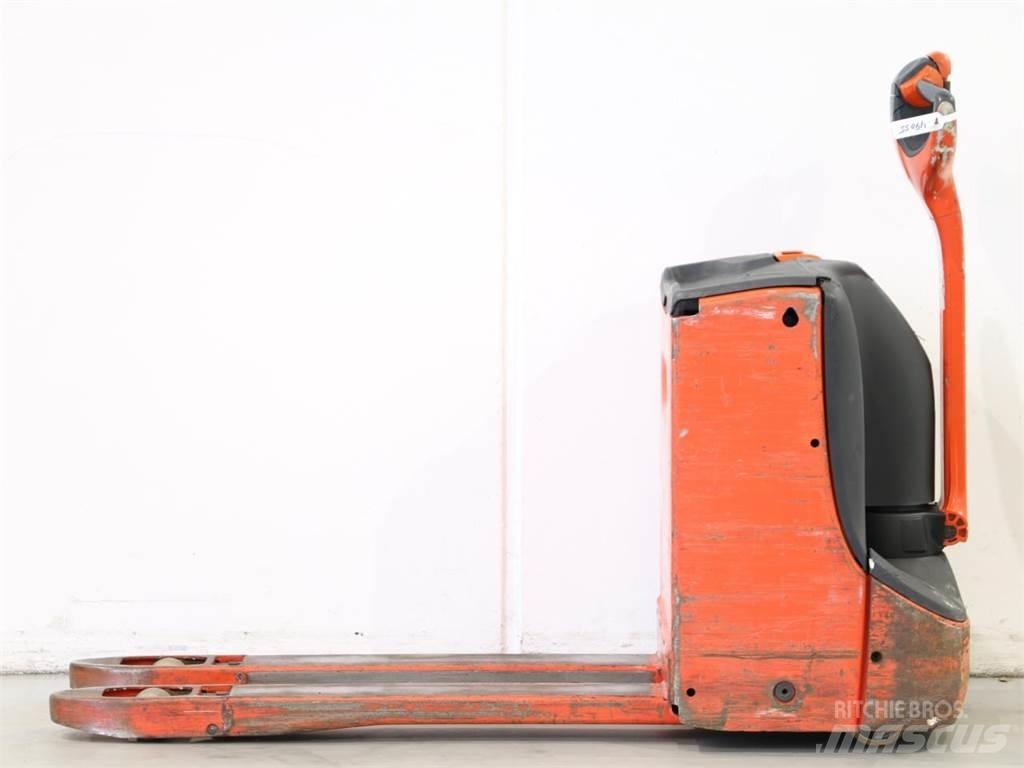 Linde T16/1152 Stapelaar meeloop