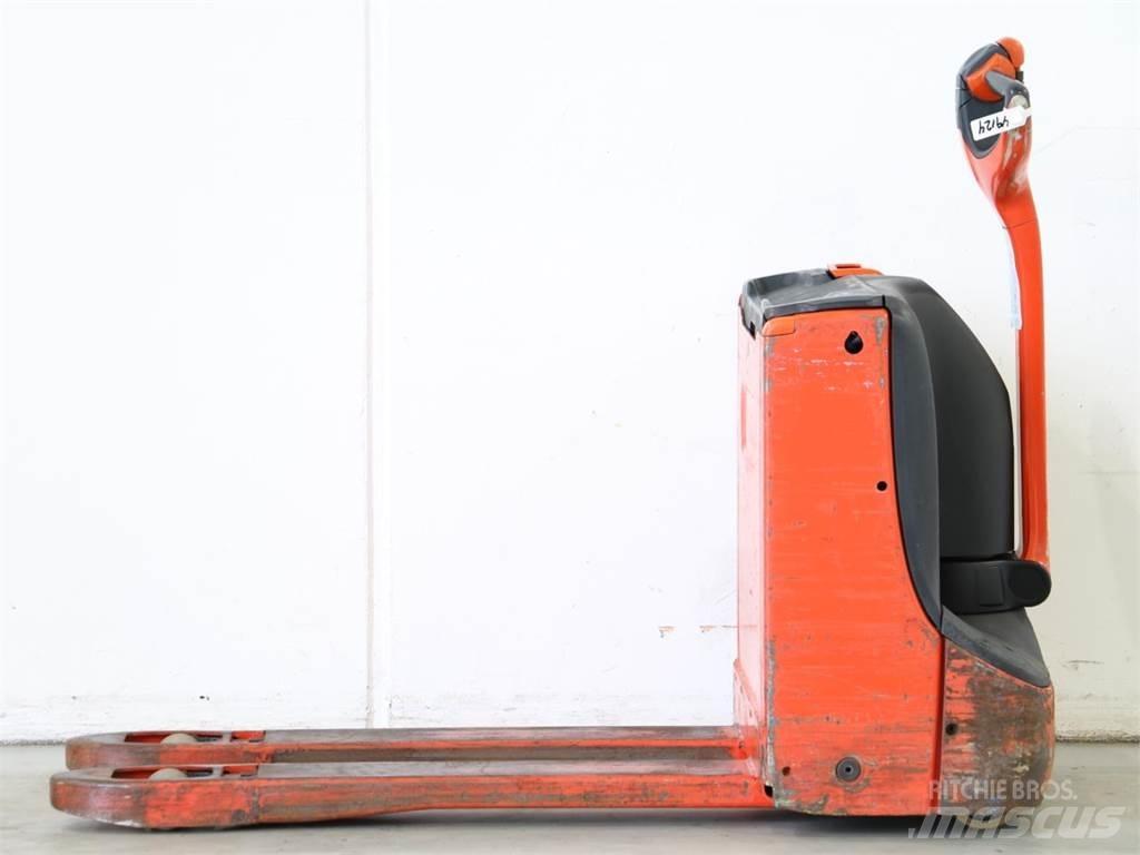 Linde T16/1152 Stapelaar meeloop