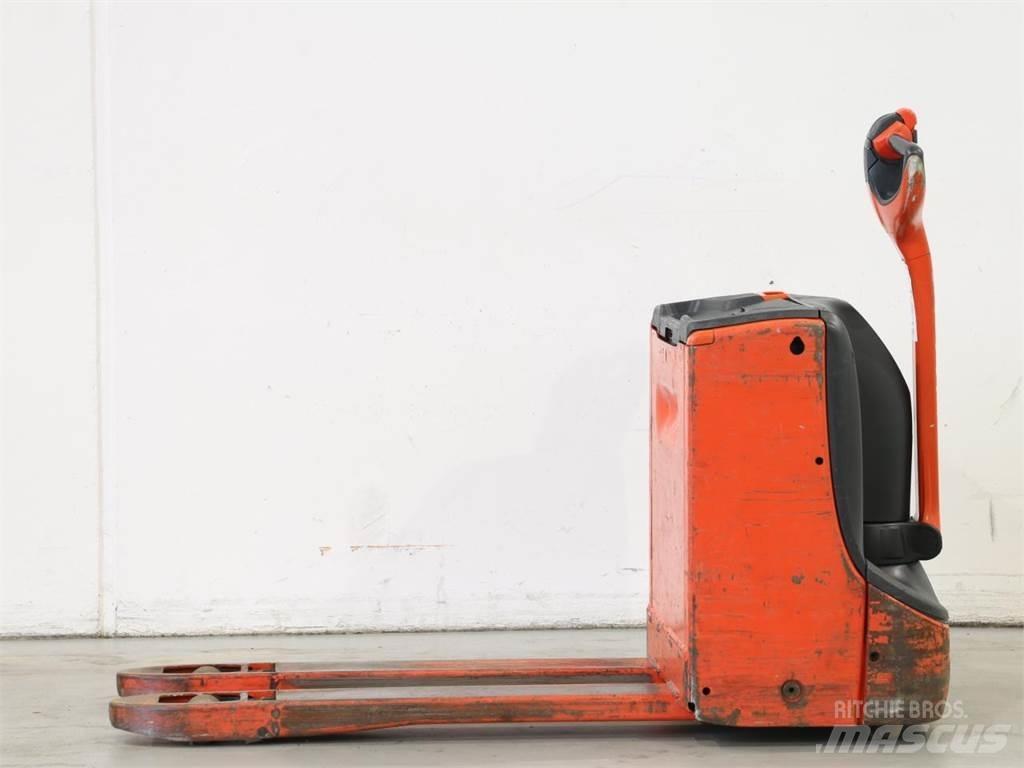 Linde T16/1152 Stapelaar meeloop