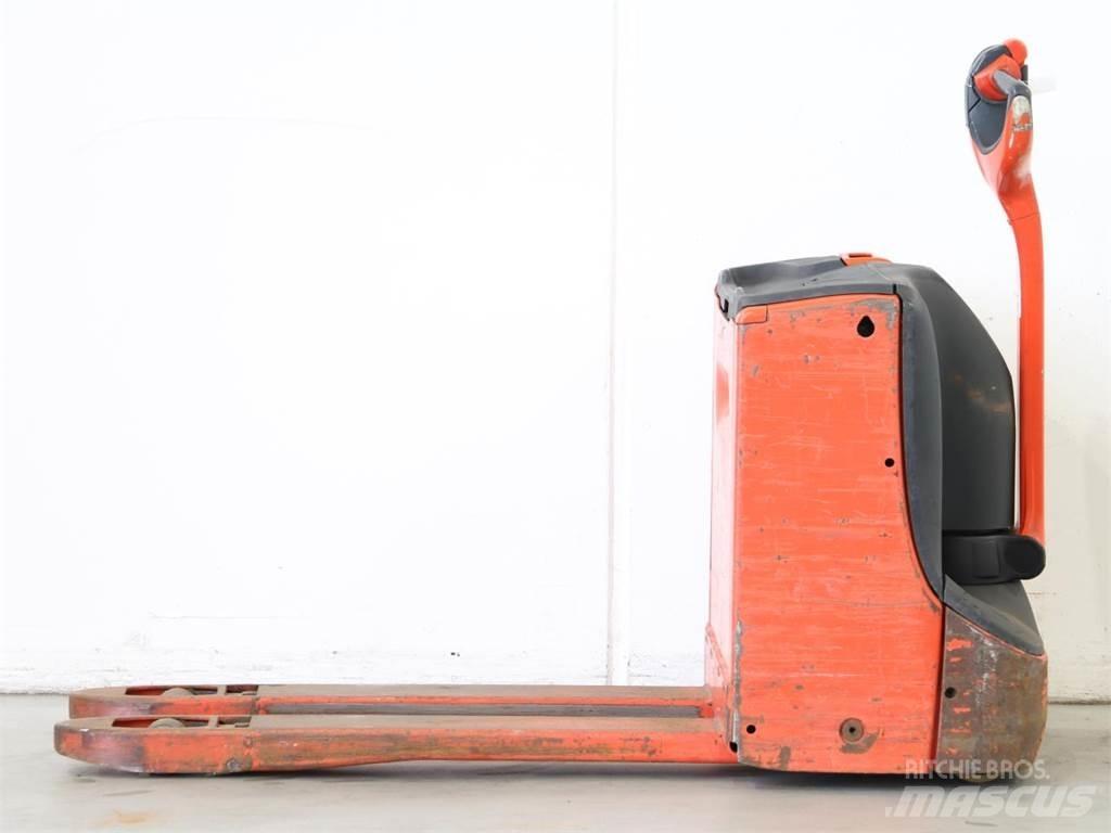 Linde T16/1152 Stapelaar meeloop