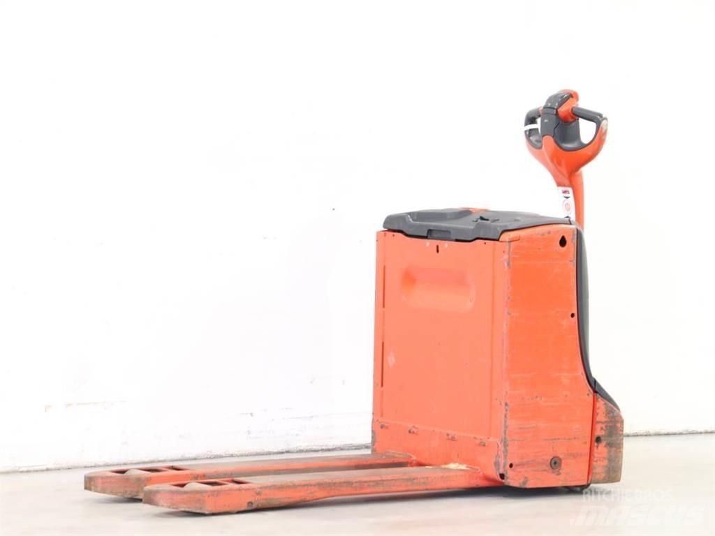 Linde T16/1152 Stapelaar meeloop
