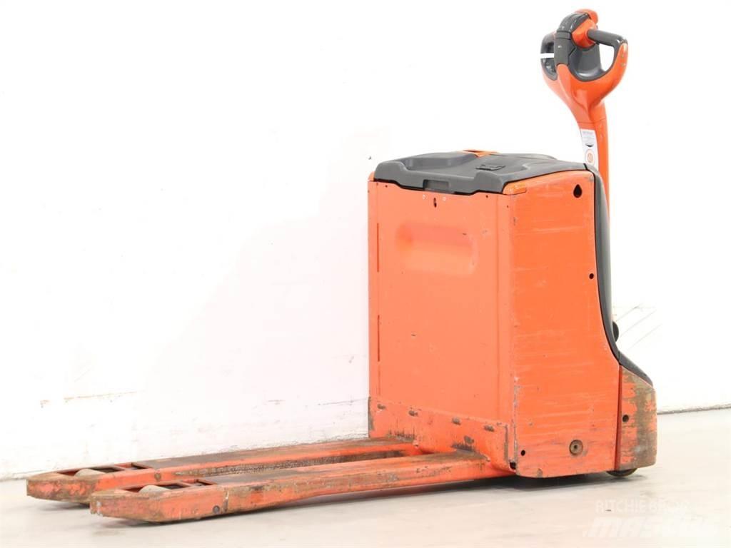 Linde T16/1152 Stapelaar meeloop
