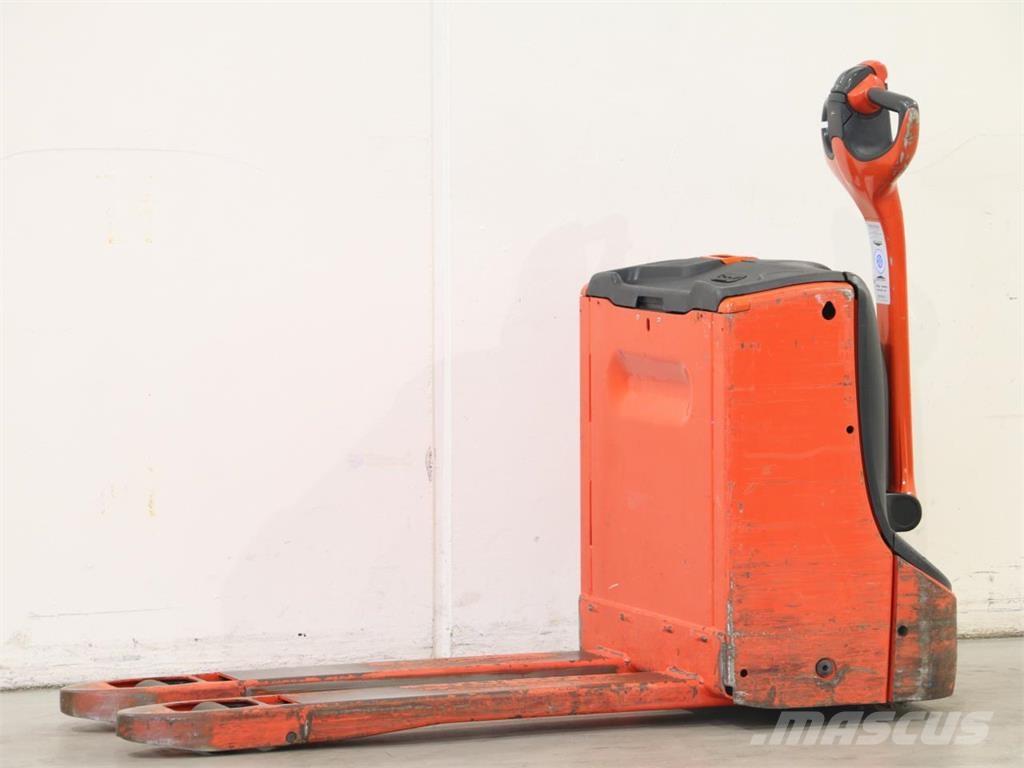 Linde T16/1152 Stapelaar meeloop