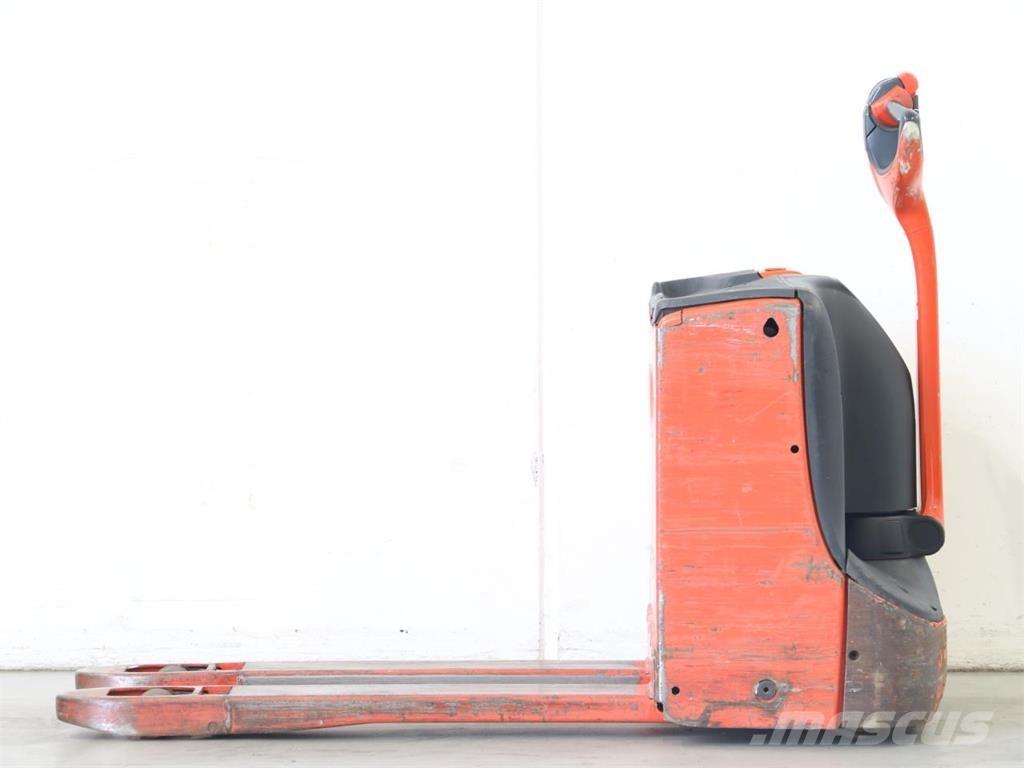 Linde T16/1152 Stapelaar meeloop