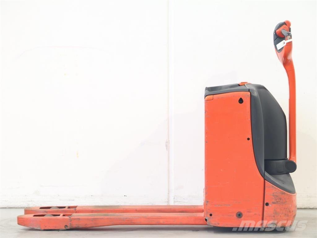 Linde T16/1152 Stapelaar meeloop