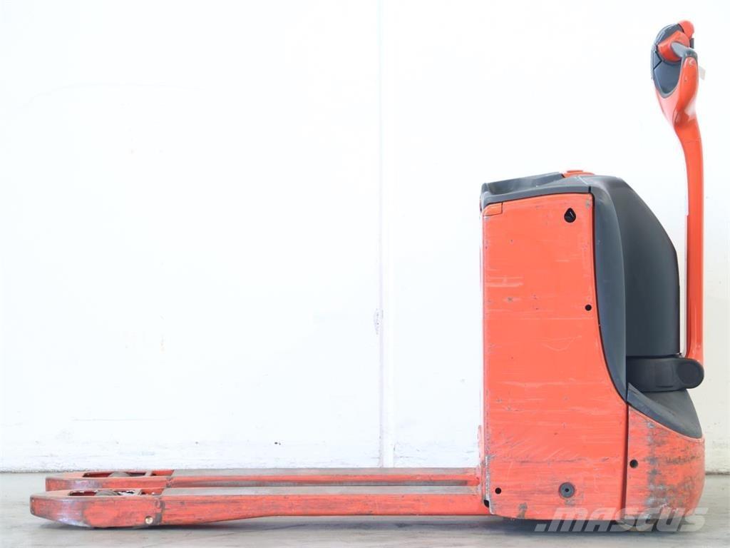 Linde T16/1152 Stapelaar meeloop