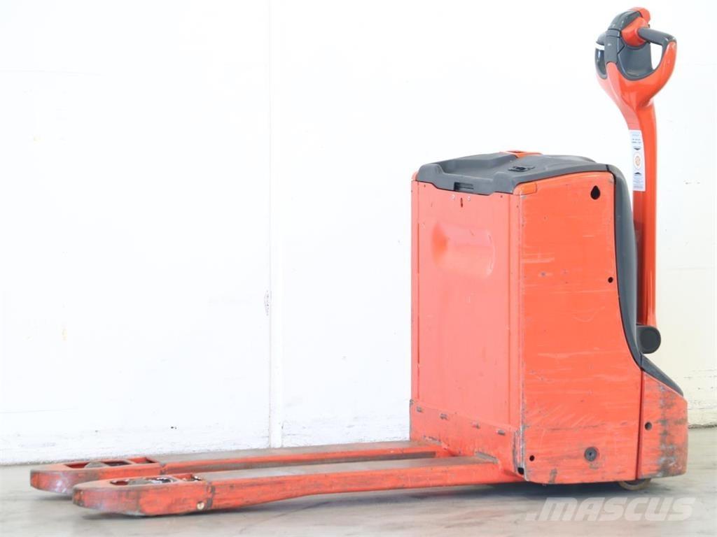 Linde T16/1152 Stapelaar meeloop