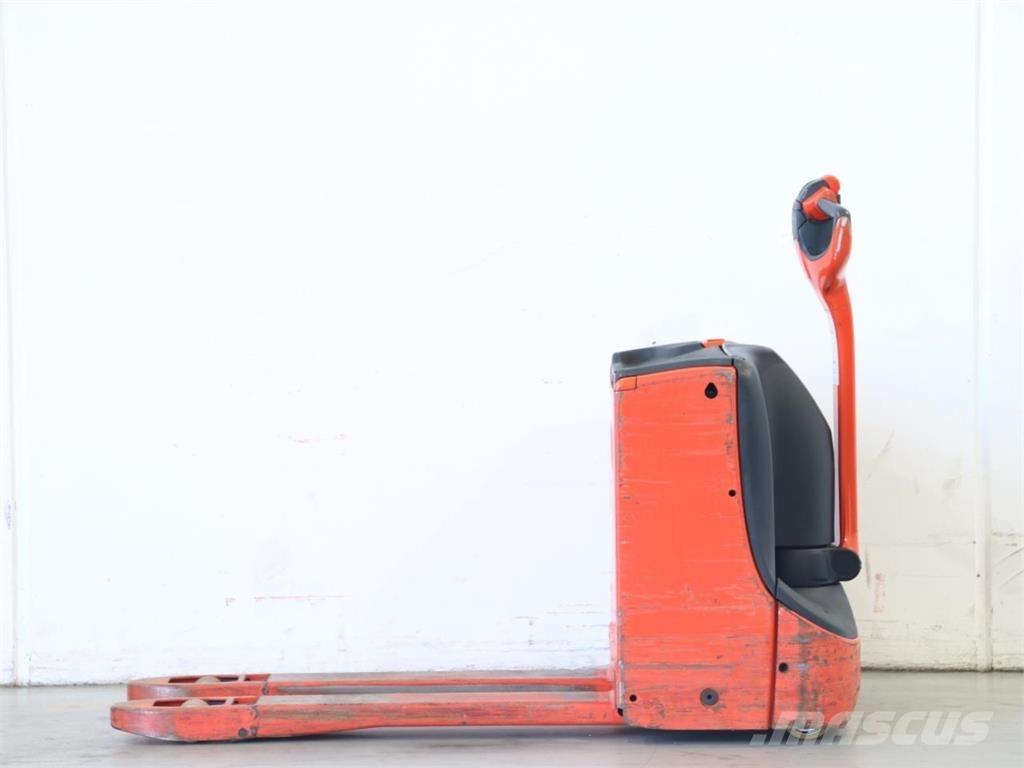 Linde T16/1152 Stapelaar meeloop