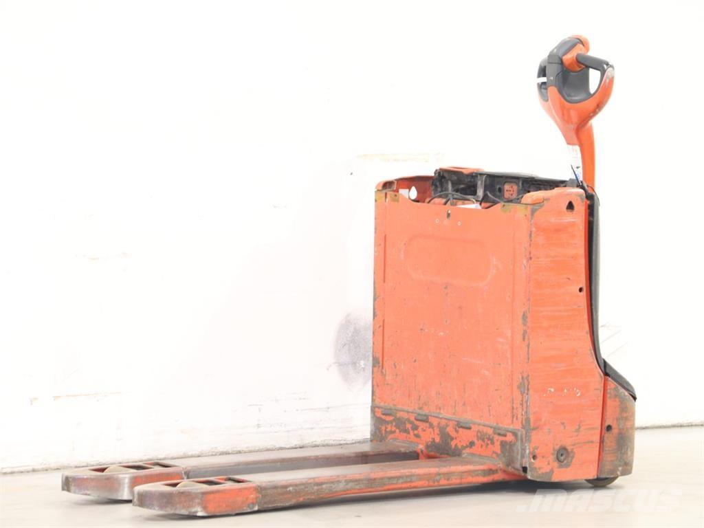 Linde T16/1152 Stapelaar meeloop