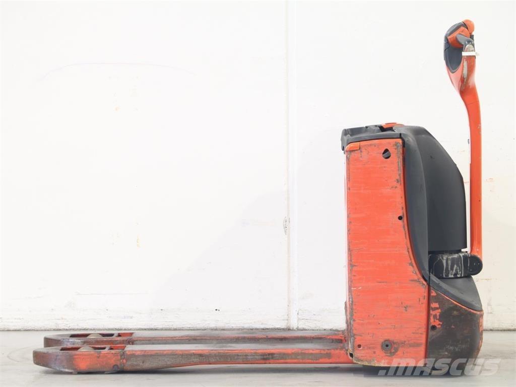 Linde T16/1152 Stapelaar meeloop