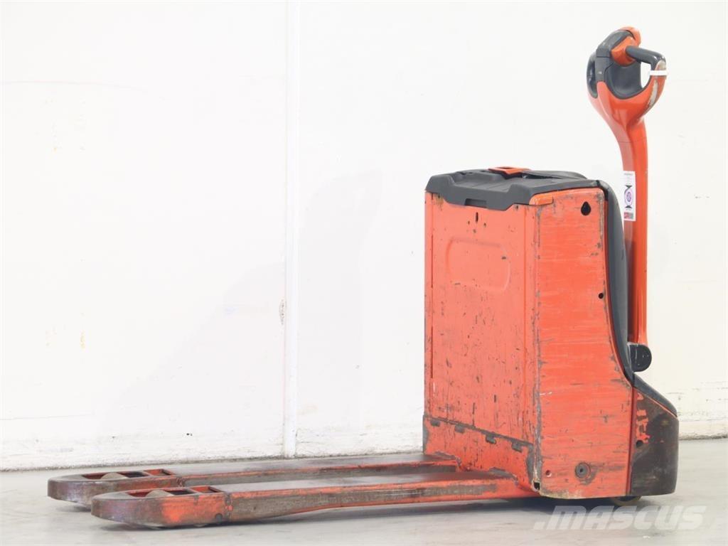 Linde T16/1152 Stapelaar meeloop