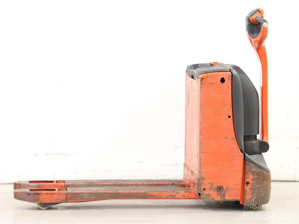 Linde T16/1152 Stapelaar meeloop