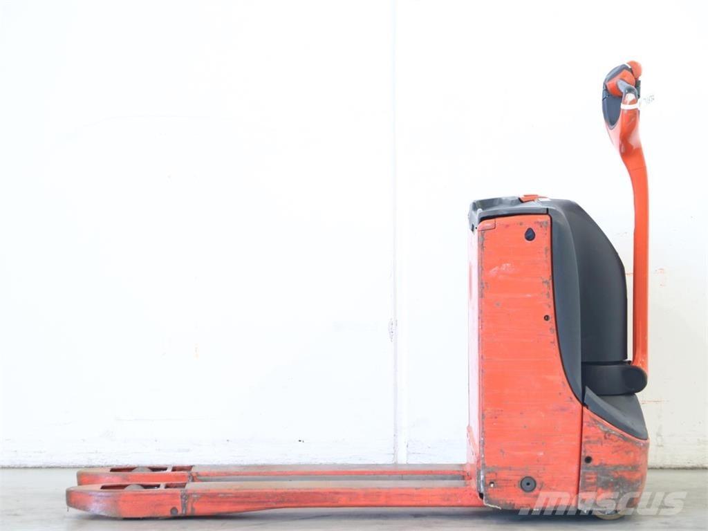 Linde T16/1152 Stapelaar meeloop
