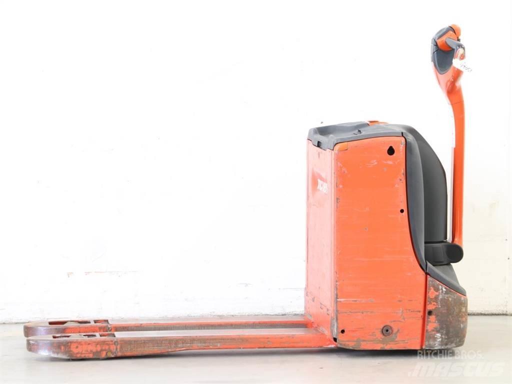 Linde T16/1152-00 Stapelaar meeloop