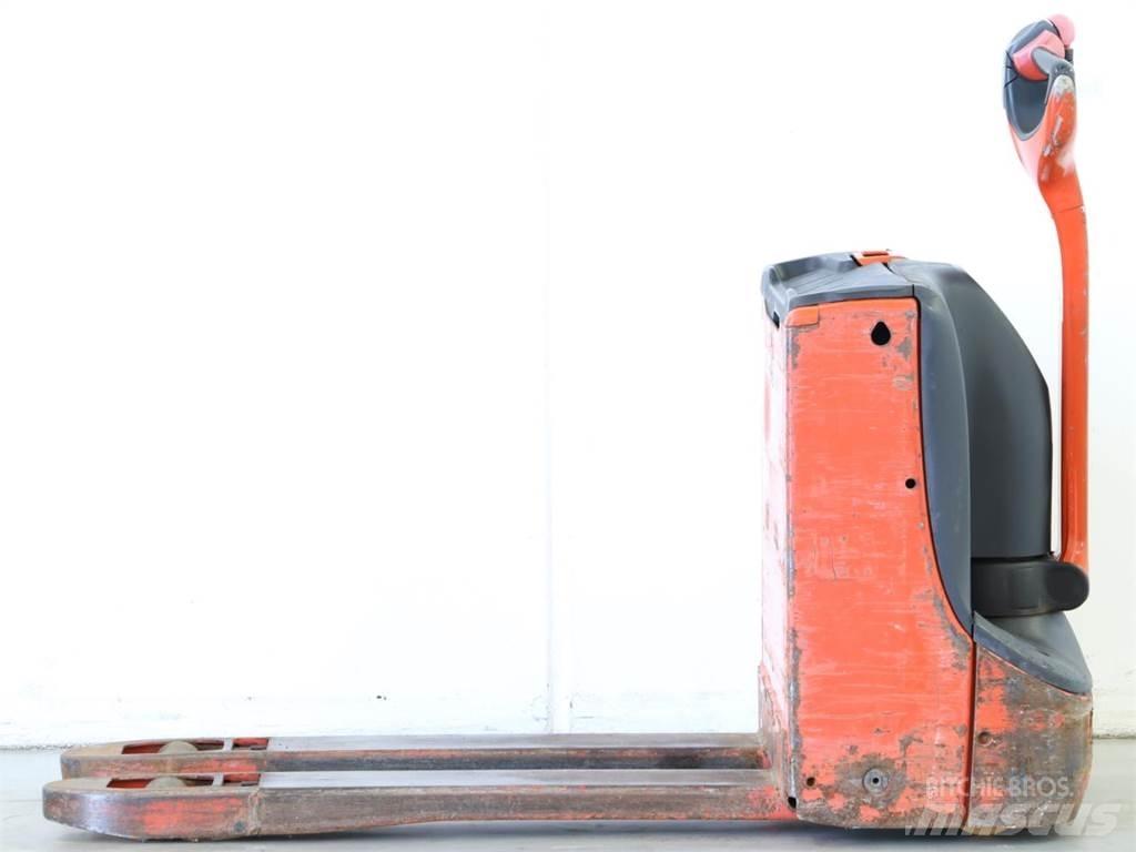 Linde T16/1152-00 Stapelaar meeloop