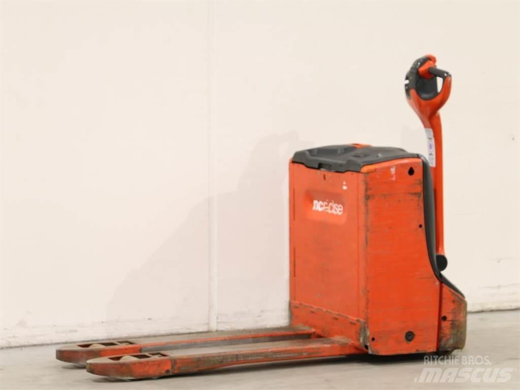Linde T16/1152-00 Stapelaar meeloop