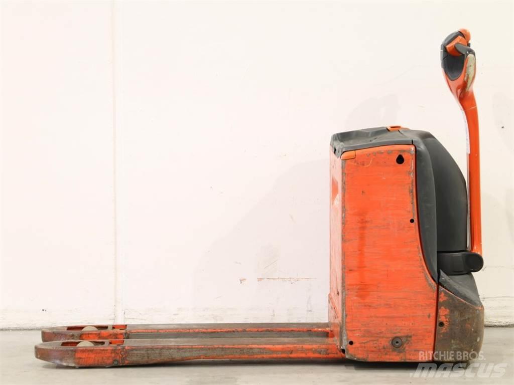 Linde T16/1152-00 Stapelaar meeloop