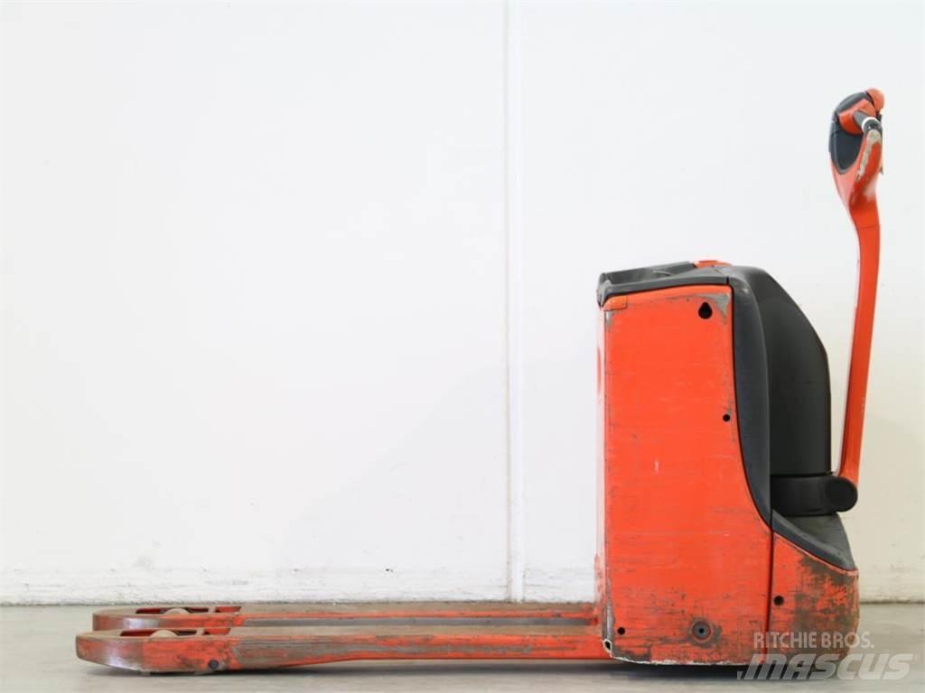 Linde T16/1152-00 Stapelaar meeloop