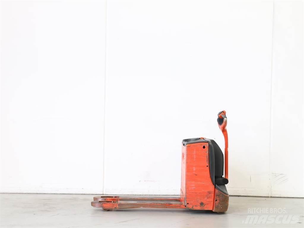 Linde T16/1152-00 Stapelaar meeloop
