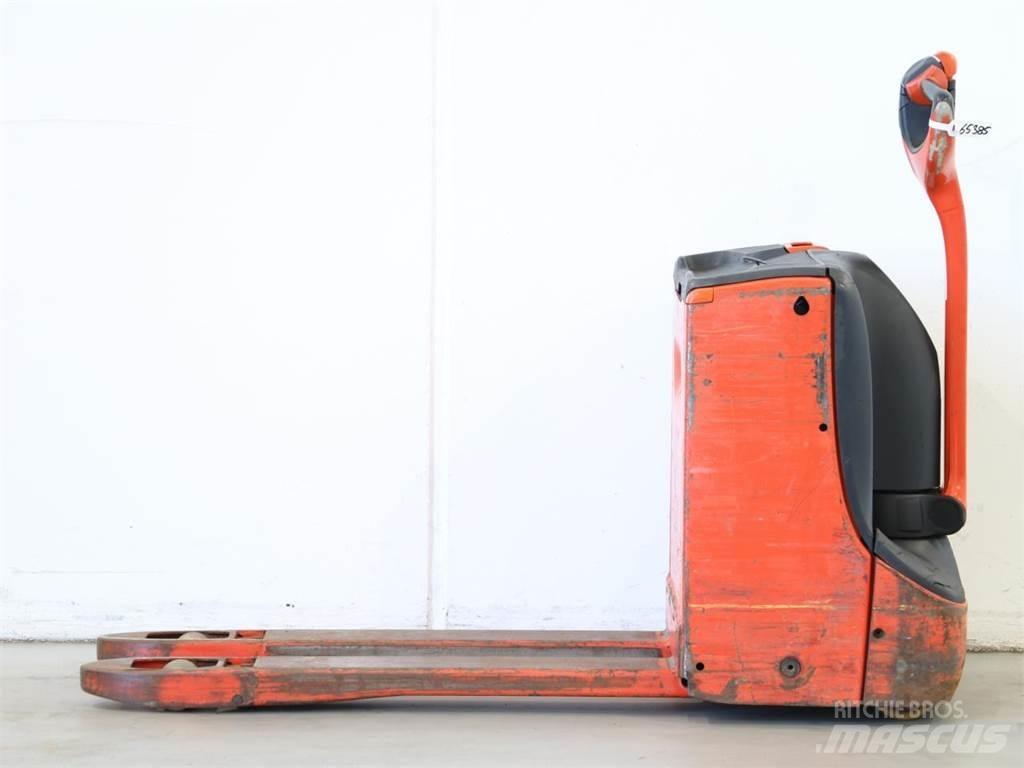 Linde T16/1152-00 Stapelaar meeloop