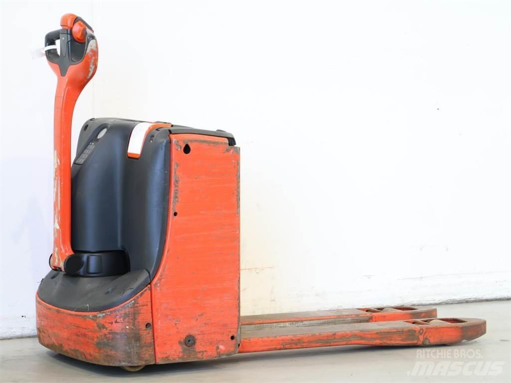 Linde T16/1152-00 Stapelaar meeloop