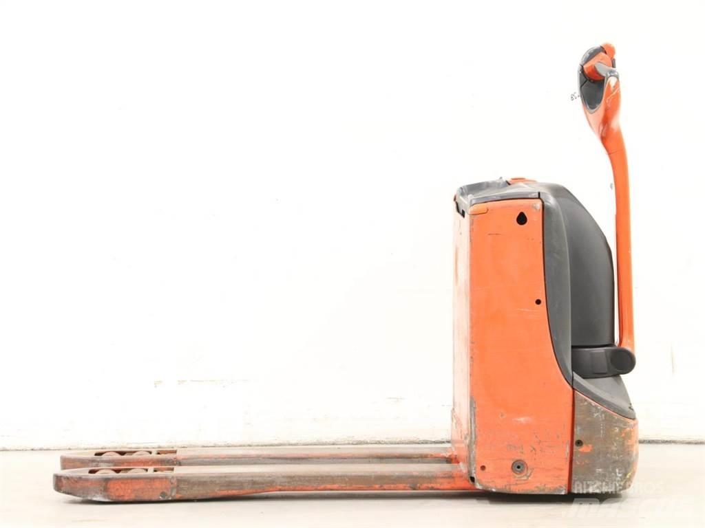 Linde T16/1152-00 Stapelaar meeloop