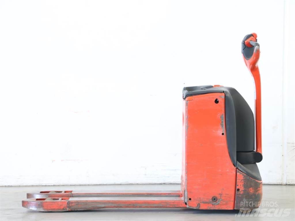 Linde T16/1152-00 Stapelaar meeloop