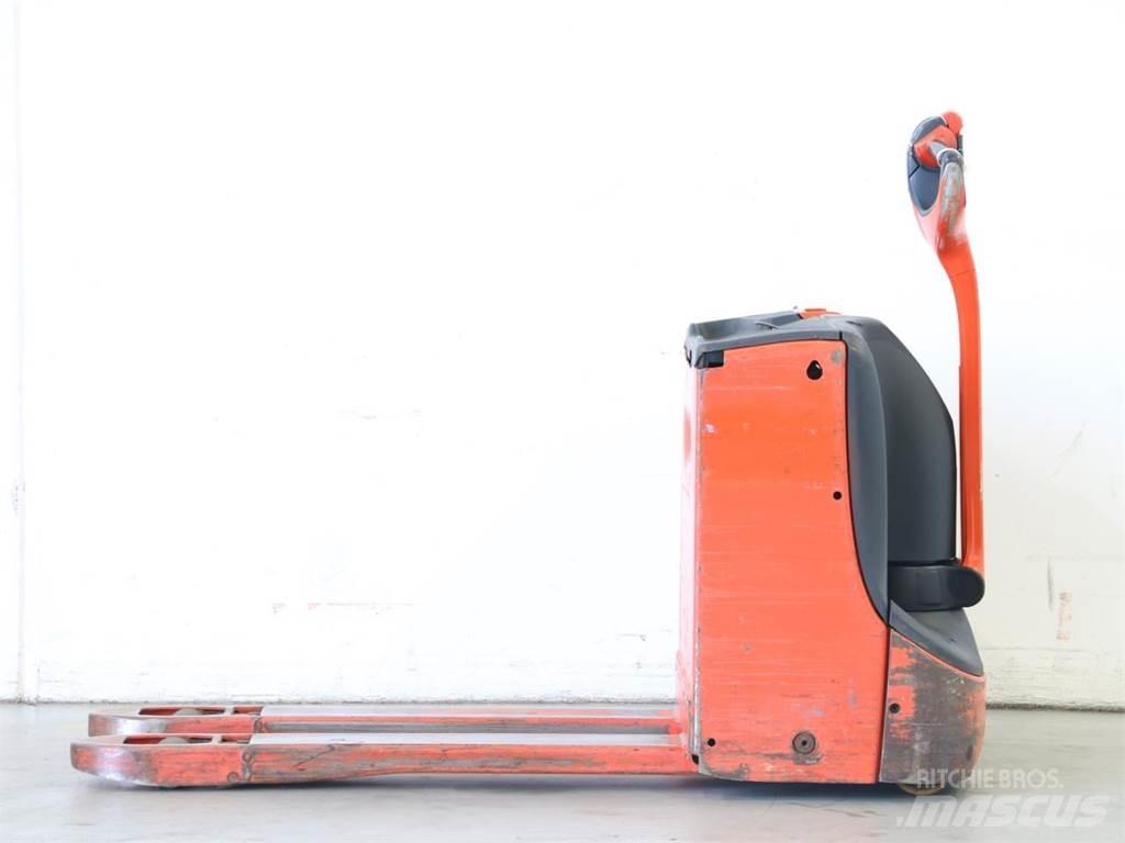 Linde T16/1152-00 Stapelaar meeloop