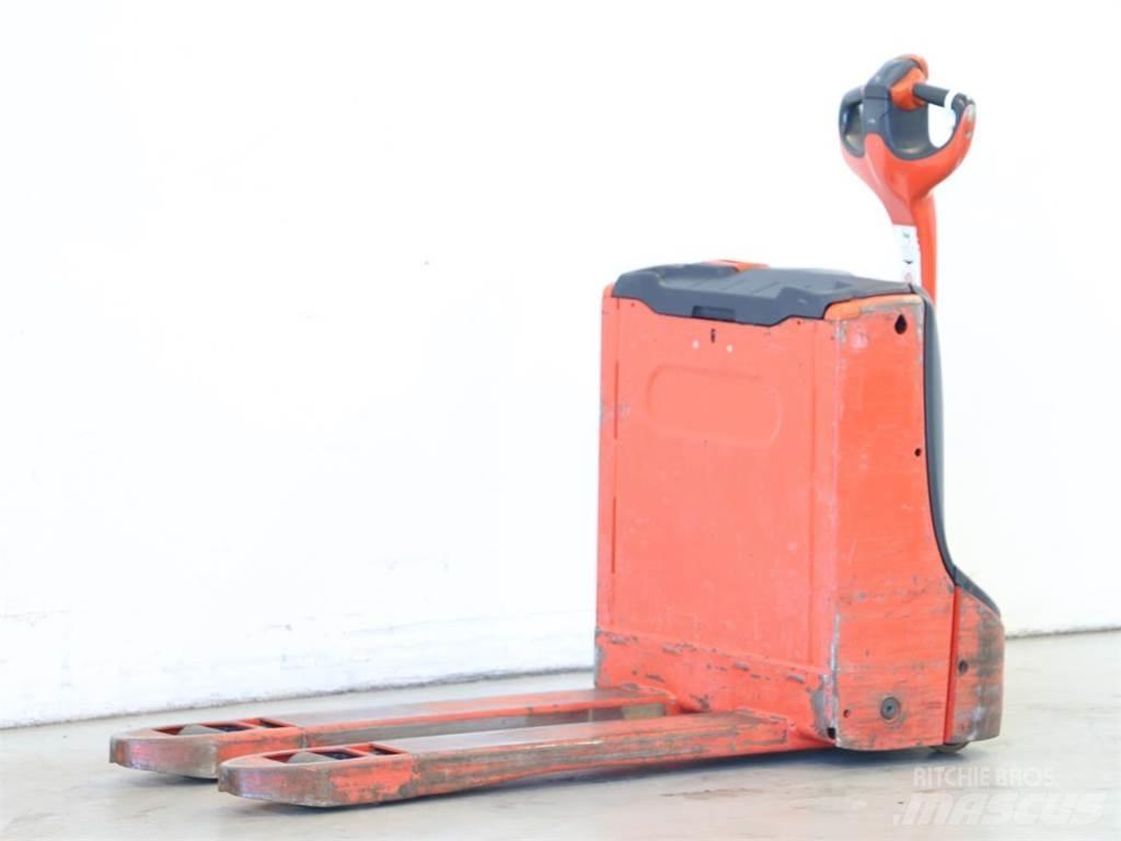 Linde T16/1152-02 Stapelaar meeloop