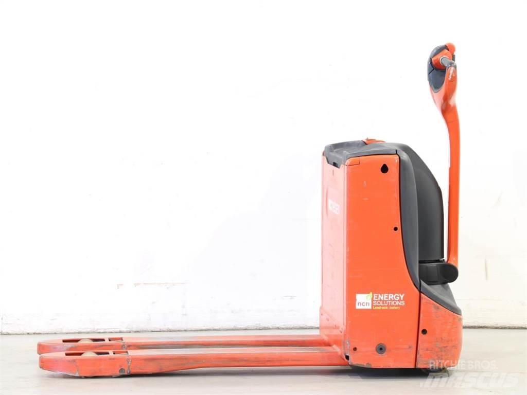 Linde T16/1152-02 Stapelaar meeloop