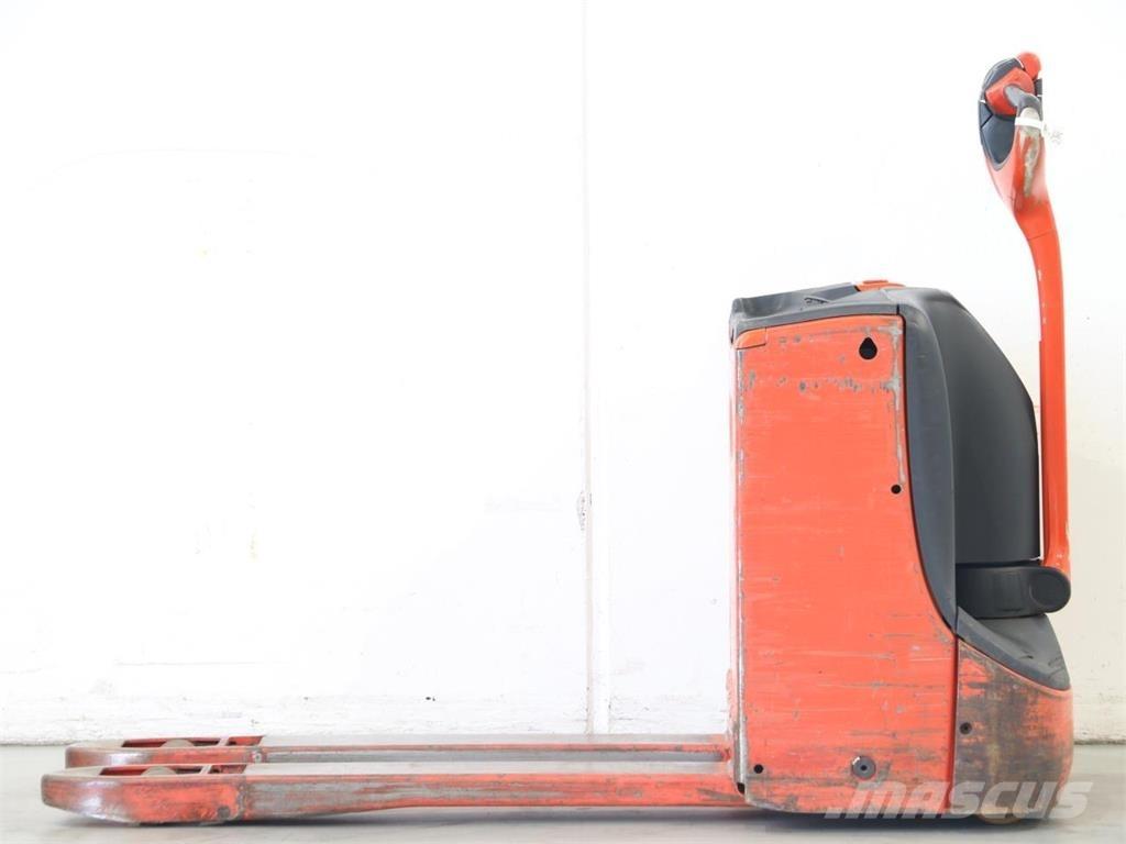 Linde T16/1152-02 Stapelaar meeloop