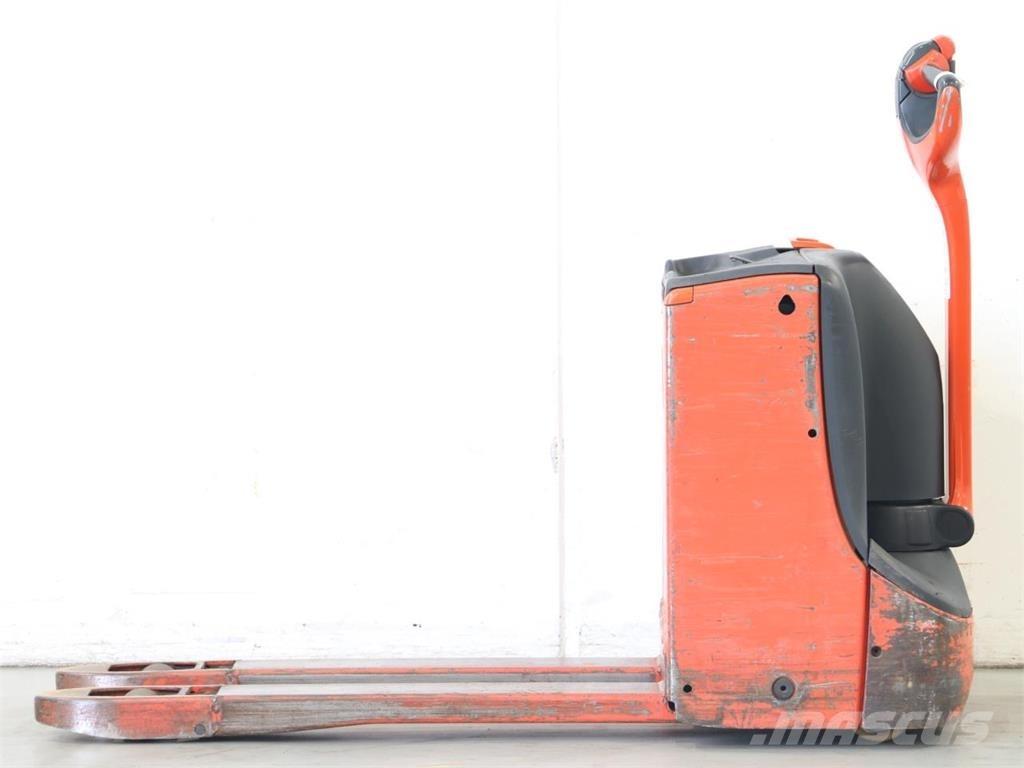 Linde T16/1152-02 Stapelaar meeloop