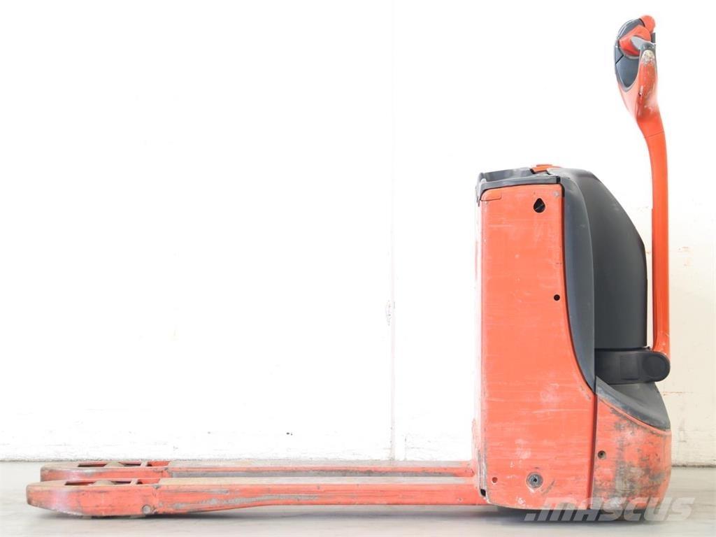 Linde T16/1152-02 Stapelaar meeloop