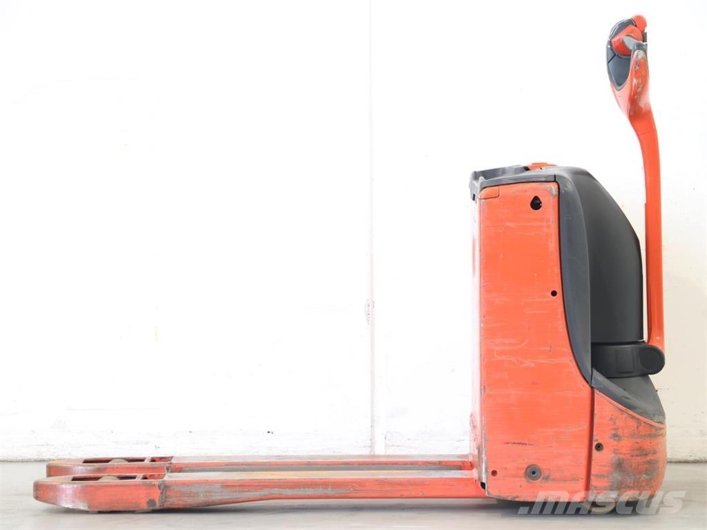 Linde T16/1152-02 Stapelaar meeloop