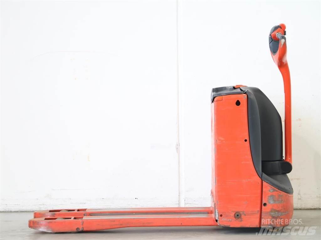 Linde T16/1152-02 Stapelaar meeloop