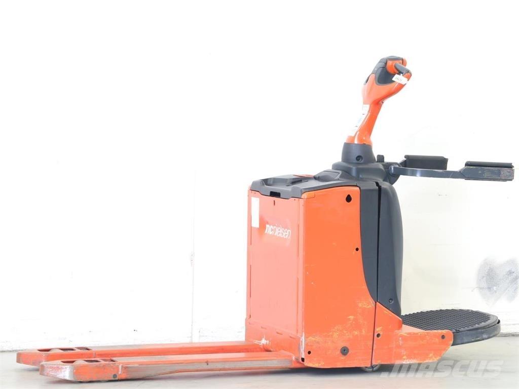 Linde T16P/1151 Stapelaar meeloop