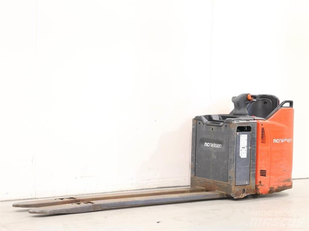 Linde T20SP/131 Stapelaar meeloop