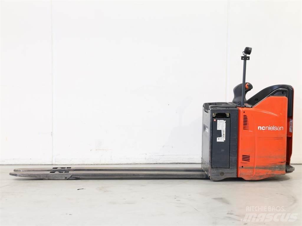 Linde T20SP/131-07 Stapelaar meeloop
