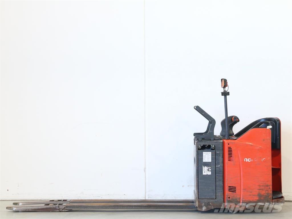 Linde T20SP/131-08 Stapelaar meeloop