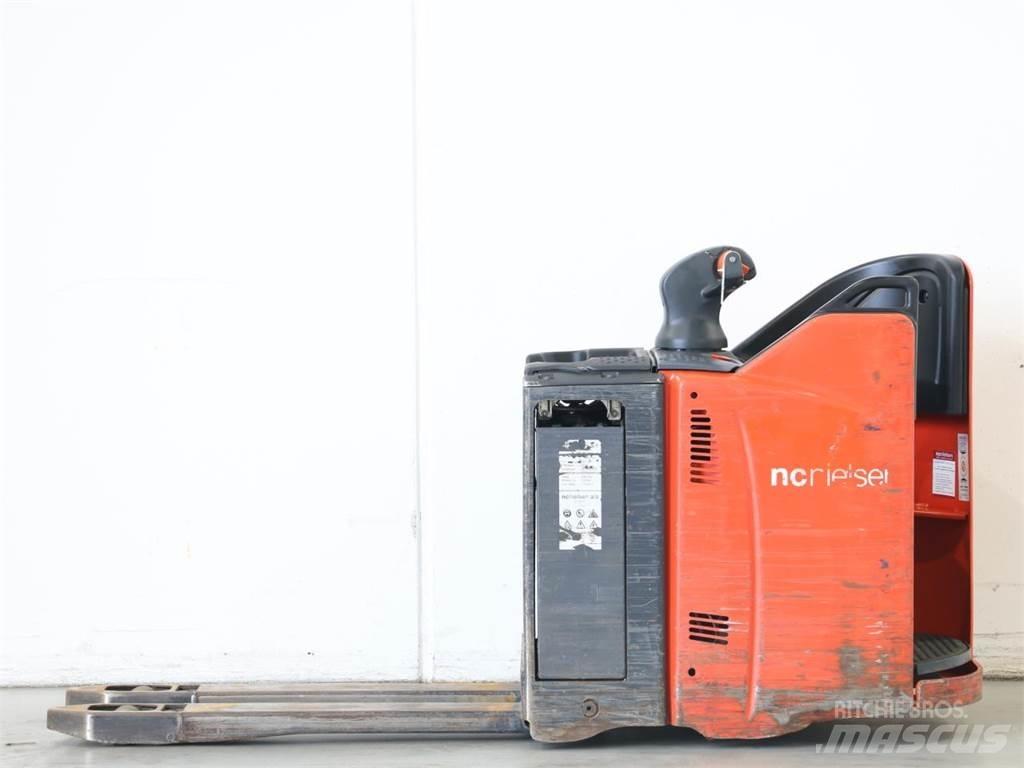 Linde T20SP/131-08 Stapelaar meeloop