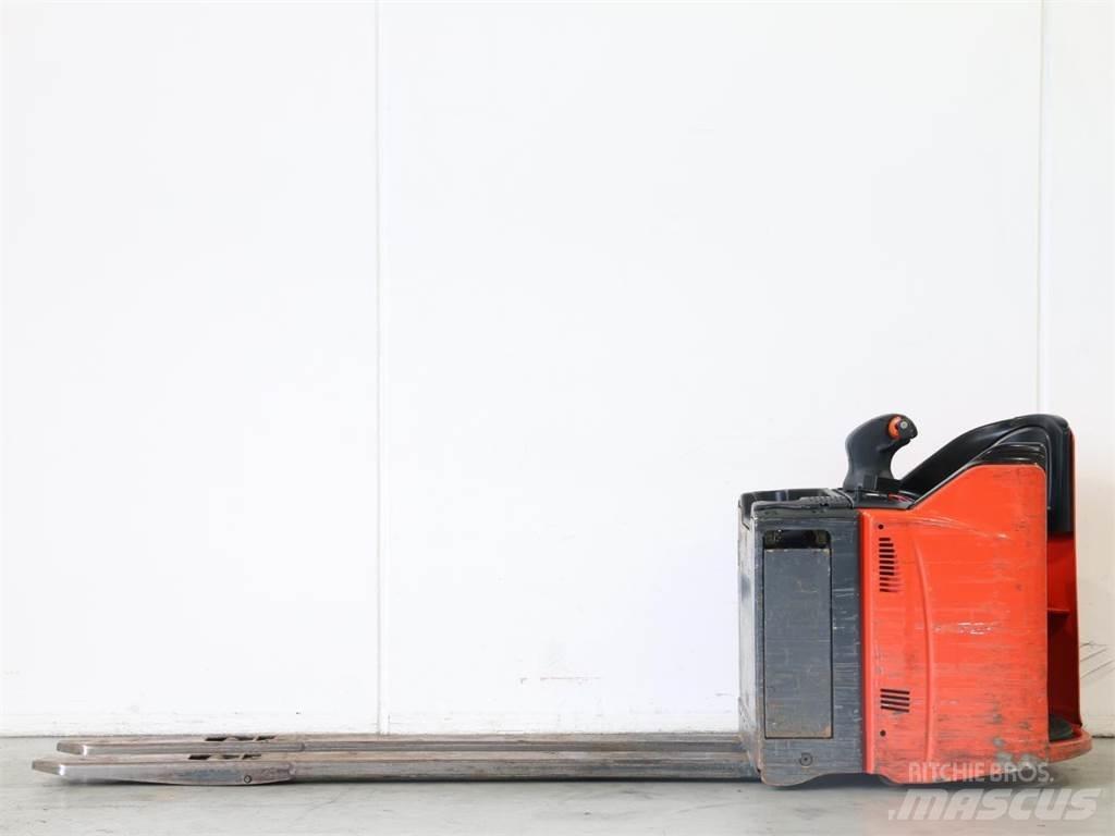 Linde T24SP/131 Stapelaar meeloop