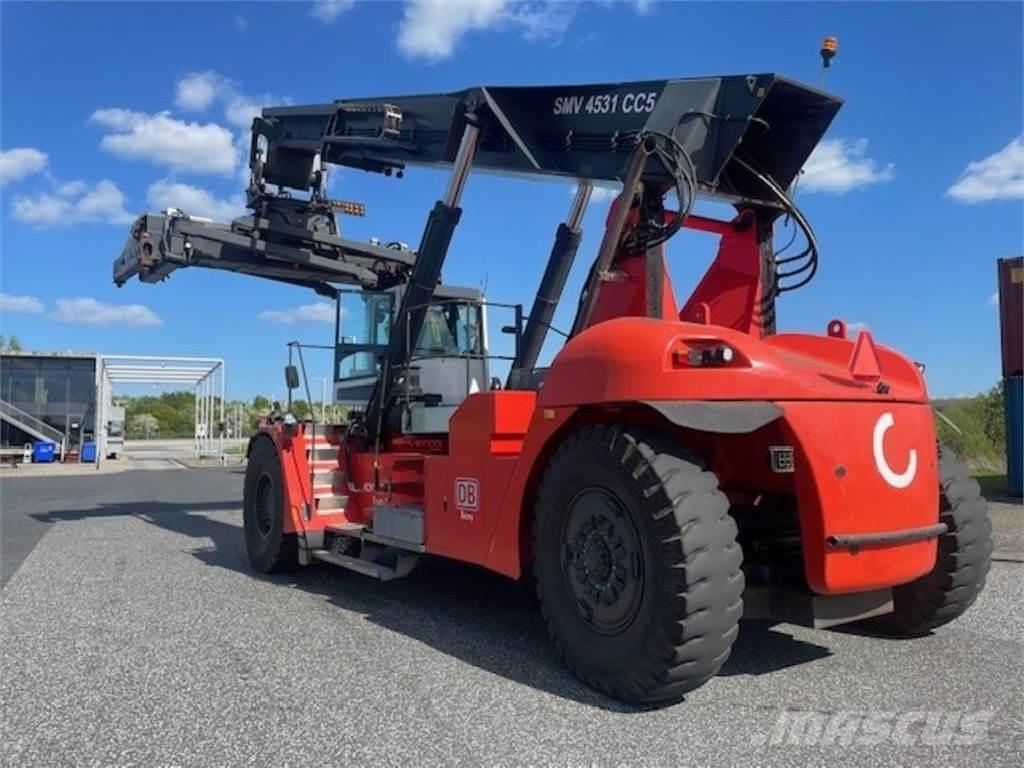 SMV 4531 CC5 Reachtruck voor hoog niveau