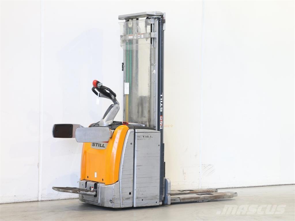 Still EXV-SF14 Stapelaar meeloop